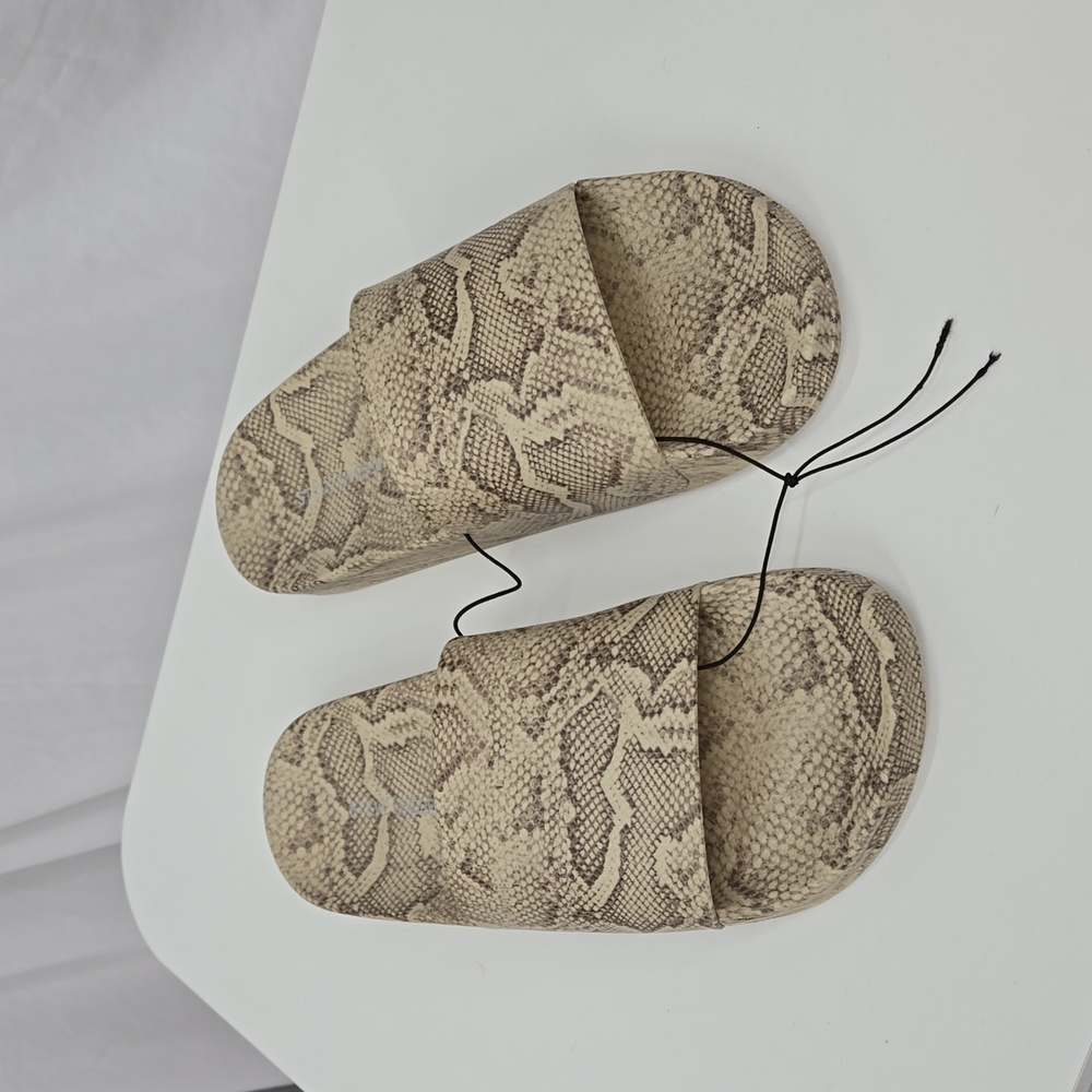 Steve Madden Sofi Slide Snakeskin Printed Sandal … - image 1